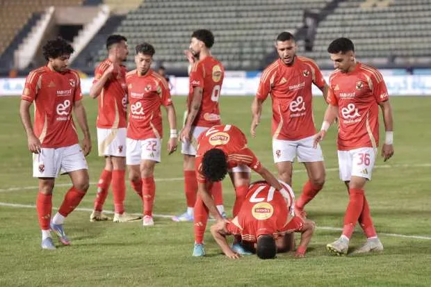محمد يوسف يوجه رسالة مهمة للاعبي الأهلي قبل موقعة المصري محمد يوسف يوجه رسالة مهمة للاعبي الأهلي قبل موقعة المصري