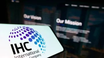 بالتعاون مع «بلاك روك».. «العالمية القابضة» تطلق منصة لإعادة التأمين في أبوظبي