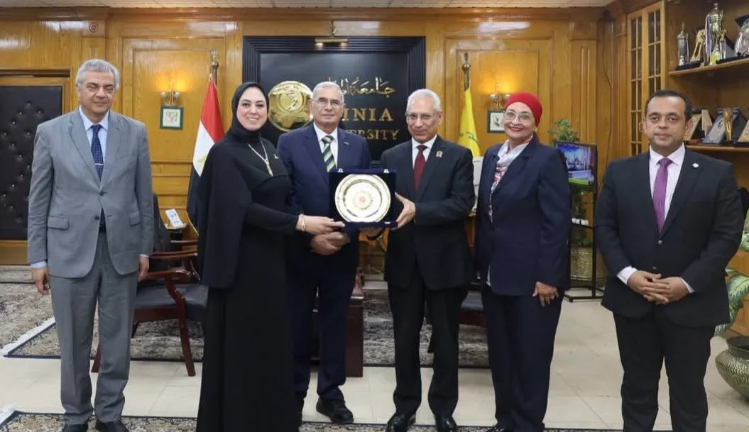 بالتوعية نحافظ عليها: المجلس القومي للمرأة ينظم ندوة في جامعة المنيا