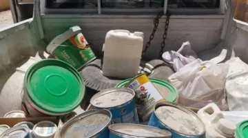 بالصور: confiscation of 500 containers of expired cleaning products and paints during a supply campaign in Luxor.