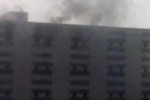 بالصور.. السيطرة على حريق داخل مصنع ملابس جاهزة بالمنطقة الصناعية في بورسعيد
