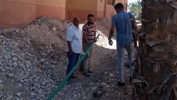 بالصور.. رئيس مدينة الزينية يراقب سير العمل في مشروع الصرف الصحي بالأقصر بالصور.. رئيس مدينة الزينية يراقب سير العمل في مشروع الصرف الصحي بالأقصر
