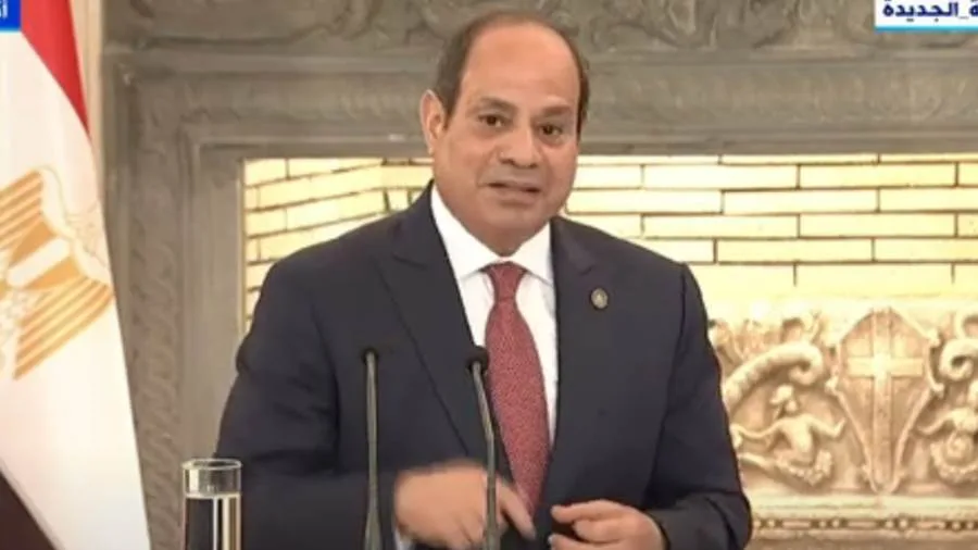 بالفيديو.. كلمة الرئيس السيسي خلال المؤتمر الصحفي مع رئيس وزراء اليونان بالفيديو.. كلمة الرئيس السيسي خلال المؤتمر الصحفي مع رئيس وزراء اليونان