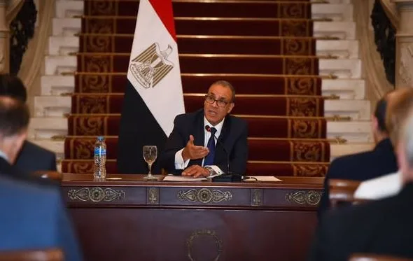 وزير الخارجية يقدم تفاصيل حكم المناطق المحيطة بدير سانت كاترين لسفراء الدول الأوروبية في القاهرة وزير الخارجية يقدم تفاصيل حكم المناطق المحيطة بدير سانت كاترين لسفراء الدول الأوروبية في القاهرة