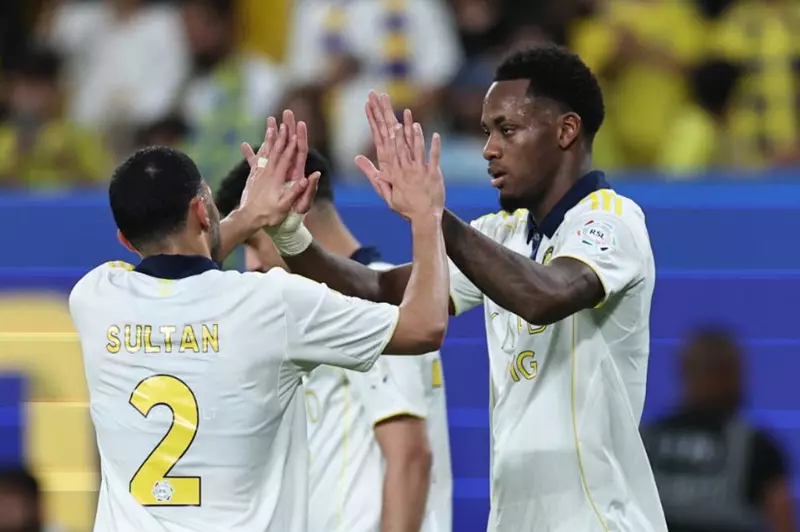 بمساهمة محمد شريف.. النصر يحقق انتصارًا على الخليج بهدفين في الدوري السعودي (فيديو) بمساهمة محمد شريف.. النصر يحقق انتصارًا على الخليج بهدفين في الدوري السعودي (فيديو)