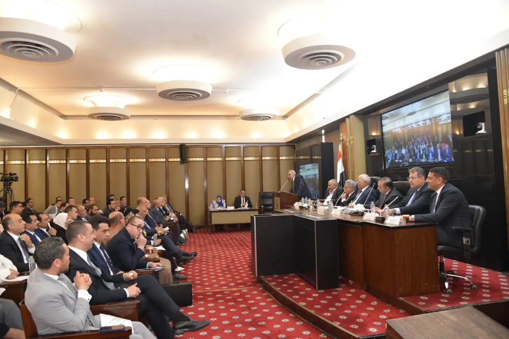 بحضور ملاك للإيجار القديم.. بدء اجتماع الحوار المجتمعي للجنة المشتركة بـ«النواب» بحضور ملاك للإيجار القديم.. بدء اجتماع الحوار المجتمعي للجنة المشتركة بـ«النواب»
