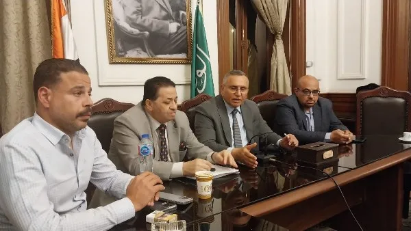 بحضور يمامة.. اللجنة النوعية للانتخابات بالوفد تناقش طلبات المرشحين للانتخابات البرلمانية بحضور يمامة.. اللجنة النوعية للانتخابات بالوفد تناقش طلبات المرشحين للانتخابات البرلمانية