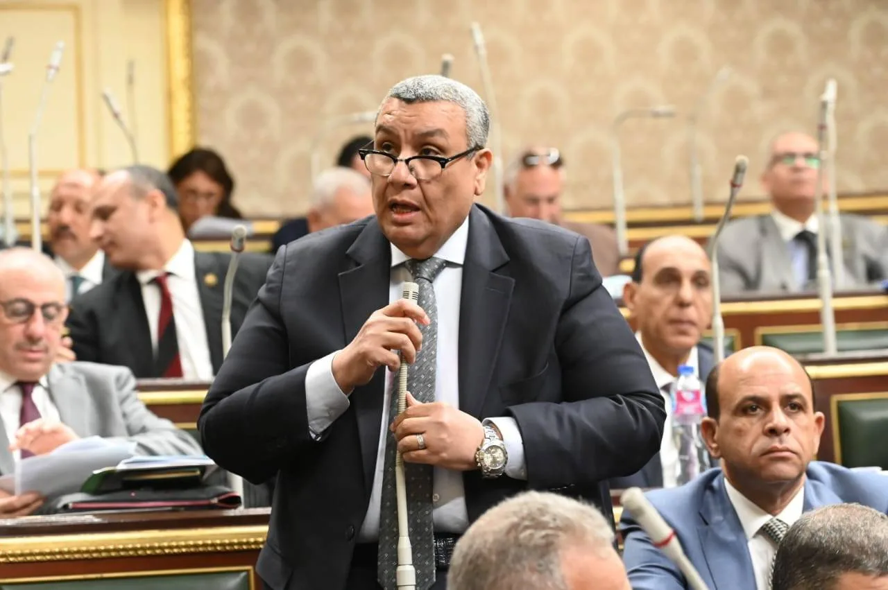 براتب 4 جنيهات.. وكيل خطة البرلمان يطلب إعادة تقييم المكافأة الشهرية للخدمات العامة. براتب 4 جنيهات.. وكيل خطة البرلمان يطلب إعادة تقييم المكافأة الشهرية للخدمات العامة.