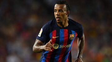 برشلونة الإسباني يعلن غياب مدافعه كوندي بسبب الإصابة
