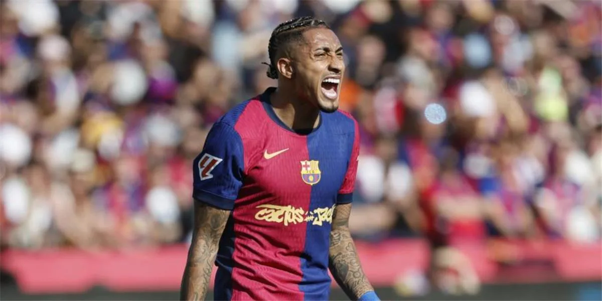 برشلونة يوضح موقف رافينها ومستقبله.