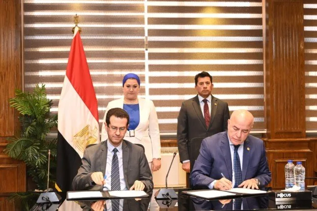 بروتوكول تعاون بين «الشباب والأمومة» لدعم حقوق الأطفال بروتوكول تعاون بين «الشباب والأمومة» لدعم حقوق الأطفال