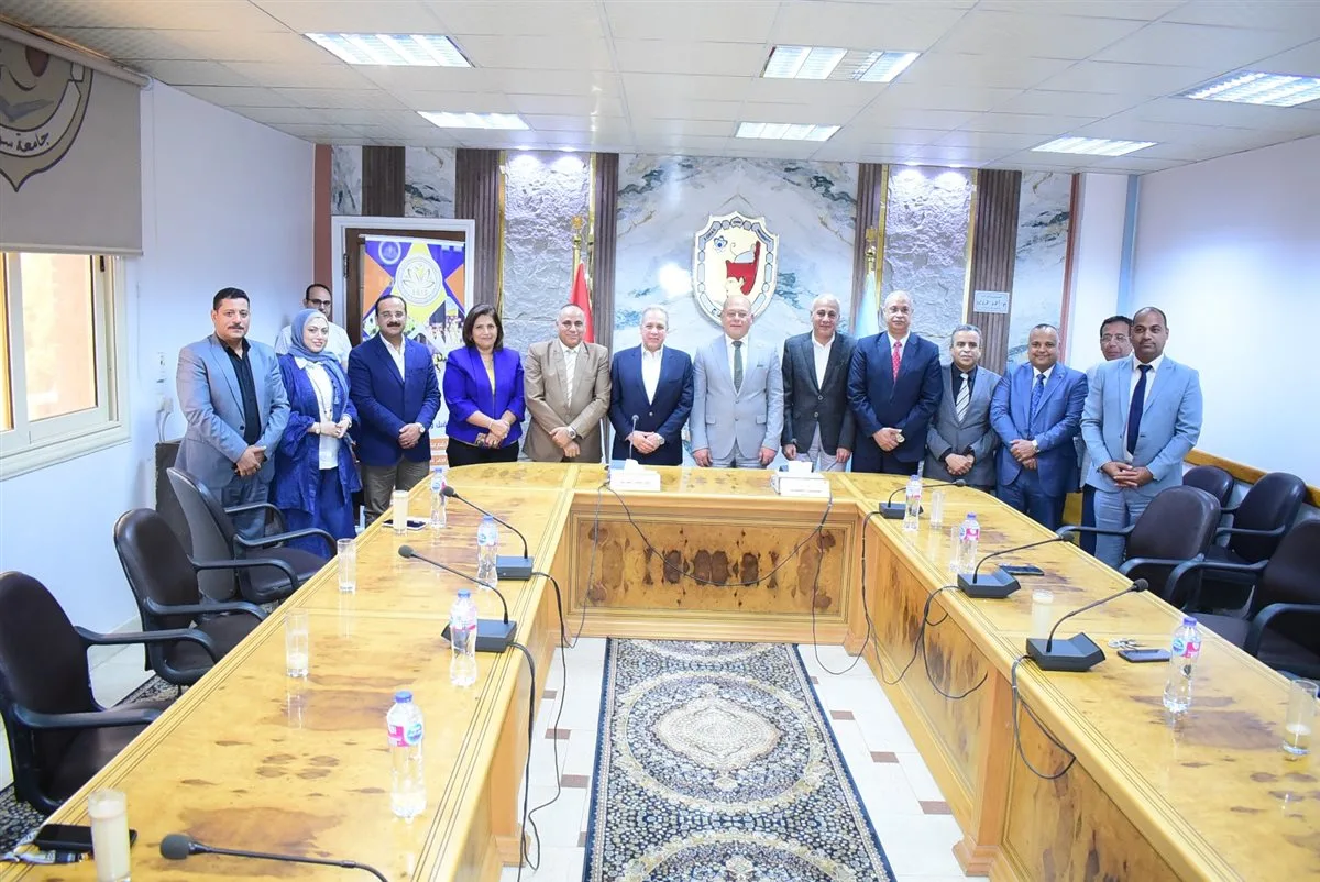 بروتوكول تعاون بين كليتي التربية والألسن بجامعة سوهاج ومدارس جيل المستقبل الدولية بروتوكول تعاون بين كليتي التربية والألسن بجامعة سوهاج ومدارس جيل المستقبل الدولية