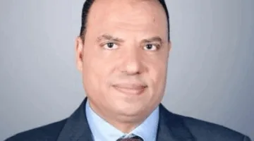 بسام عبد السميع يكتب: دموع المودة تتساءل: من أكون لأتواجد أمامكم؟