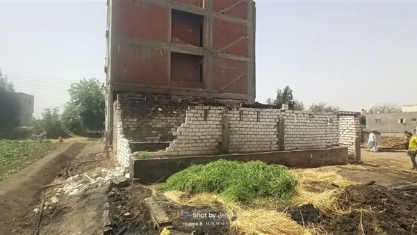 بسبب الرياح | اندلاع حريق في 3 منازل بالفيوم ووفاة الماشية الموجودة داخلها بسبب الرياح | اندلاع حريق في 3 منازل بالفيوم ووفاة الماشية الموجودة داخلها