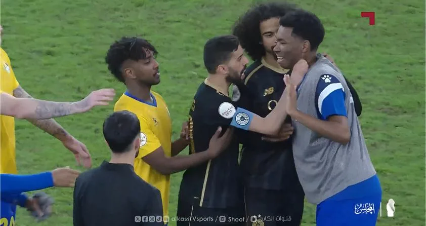بسبب مُجريات مباراة السد والغرافة: الاتحاد الكروي يُقرر إيقاف حسن الهيدوس مع فرض غرامة مالية. بسبب مُجريات مباراة السد والغرافة: الاتحاد الكروي يُقرر إيقاف حسن الهيدوس مع فرض غرامة مالية.