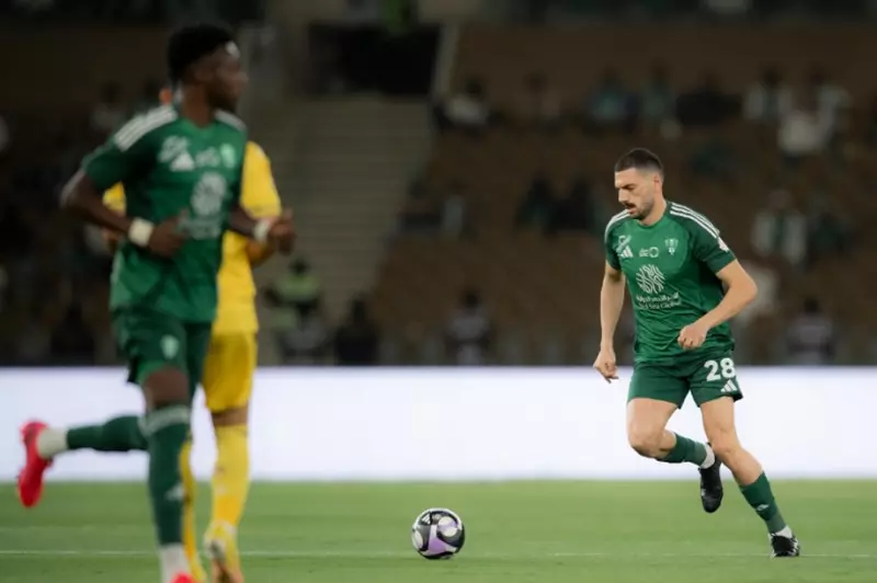 بطل آسيا لا يتوقف.. الأهلي يواصل انتصاراته في الدوري السعودي أمام التعاون (فيديو) بطل آسيا لا يتوقف.. الأهلي يواصل انتصاراته في الدوري السعودي أمام التعاون (فيديو)