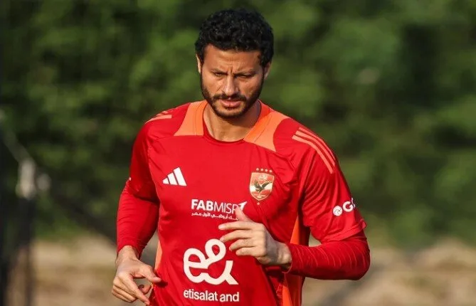 بطلها محمد الشناوي.. لحظة مضحكة في مباراة الأهلي وسيراميكا «فيديو» بطلها محمد الشناوي.. لحظة مضحكة في مباراة الأهلي وسيراميكا «فيديو»