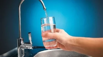بعد إصلاح كسر مفاجئ.. عودة المياه لطبيعتها لمدينة وادي النطرون في البحيرة