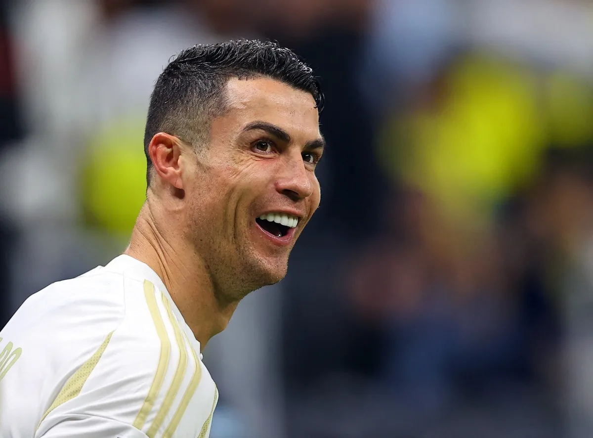 بعد اخبار مغادرته.. مدير نادي النصر السعودي يوضح مصير رونالدو