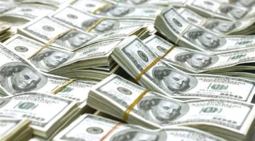 بعد الانخفاض الأخير.. سعر الدولار مقابل الجنيه اليوم السبت 3 مايو 2025