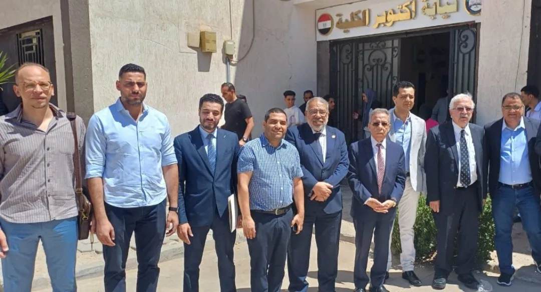 بعد التحقق من مشروعية موقفه، النيابة تقرر الإفراج عن الأمين العام لنقابة الأطباء بعد التحقق من مشروعية موقفه، النيابة تقرر الإفراج عن الأمين العام لنقابة الأطباء