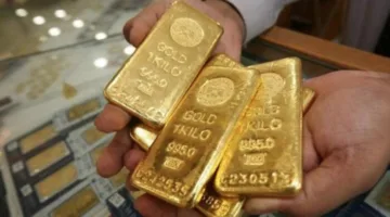 انخفاض سعر الذهب عالميًا بعد انتعاش الدولار الأمريكي