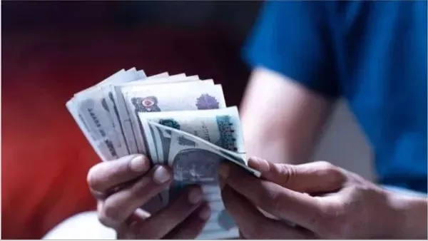 أسعار شهادات الادخار في البنك الأهلي 2025: العوائد المحدثة بعد تقليص الفائدة أسعار شهادات الادخار في البنك الأهلي 2025: العوائد المحدثة بعد تقليص الفائدة