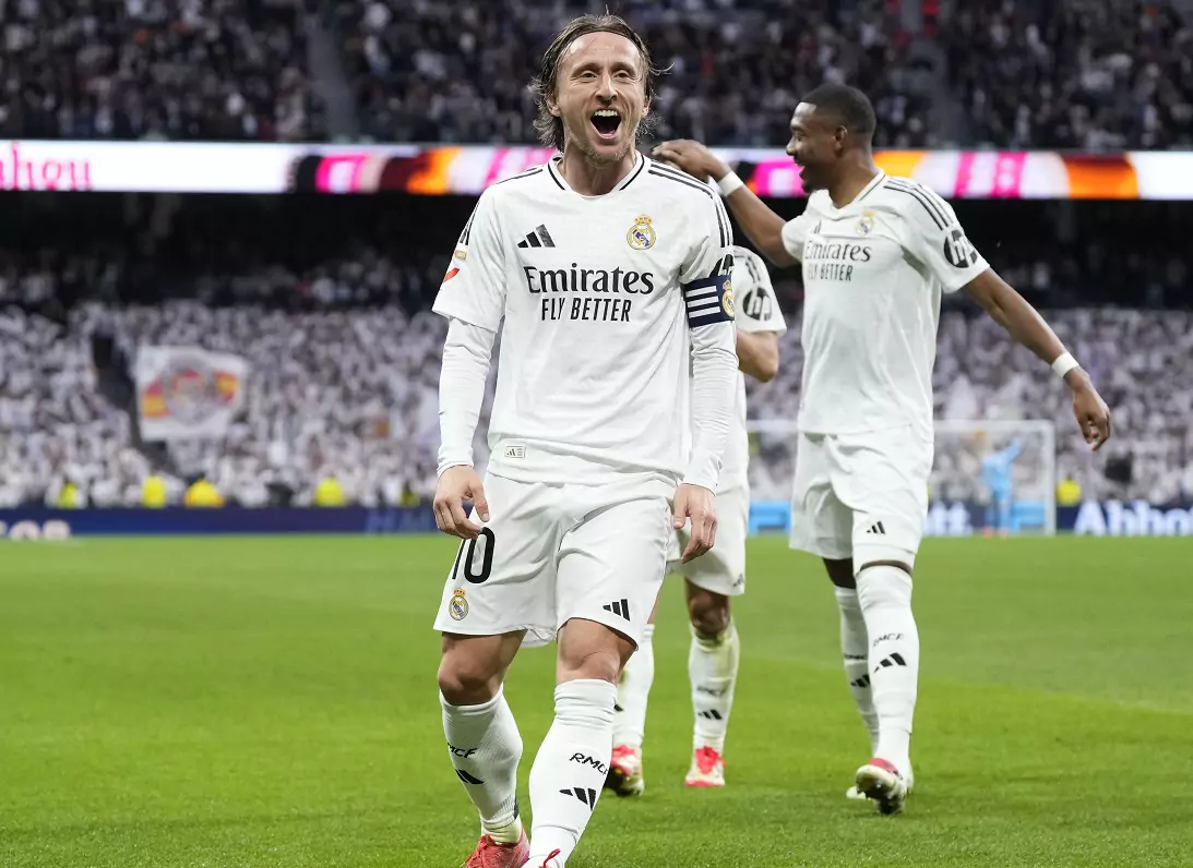 شاهد.. مقطع وداع ريال مدريد للوكا مودريتش شاهد.. مقطع وداع ريال مدريد للوكا مودريتش