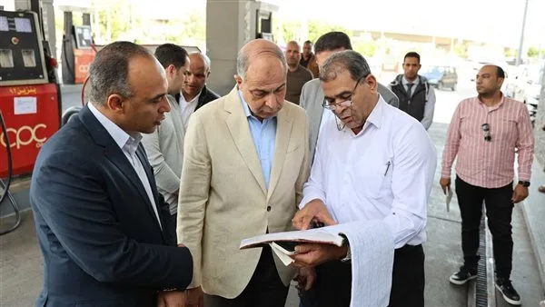 بعد شائعات البنزين المغشوش.. تموين قنا يشن حملات مكثفة على محطات الوقود بعد شائعات البنزين المغشوش.. تموين قنا يشن حملات مكثفة على محطات الوقود