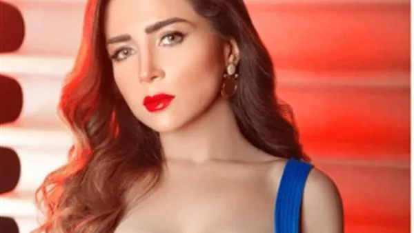 بعد غياب 13 عاما.. مي عز الدين تعلن عودتها للسينما: انتظروني قريبا بعد غياب 13 عاما.. مي عز الدين تعلن عودتها للسينما: انتظروني قريبا