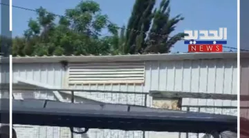 بعربة سياحة.. هكذا وصل باسيل الى قلم الاقتراع (فيديو)
