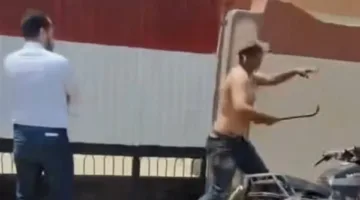 بـ"عتلة حديد".. تفاصيل اقتحام بلطجي لمدرسة في دمياط