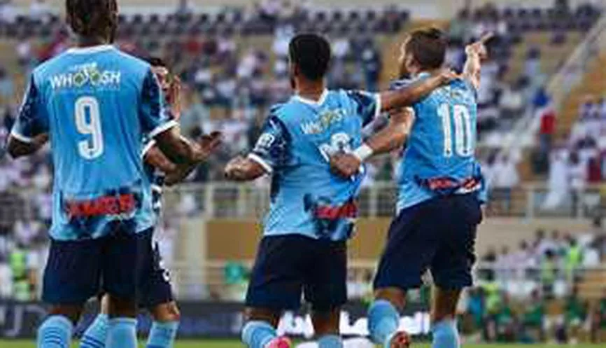 بفضل خطأ عواد، بيراميدز يتصدر الزمالك بهدف (فيديو) بفضل خطأ عواد، بيراميدز يتصدر الزمالك بهدف (فيديو)