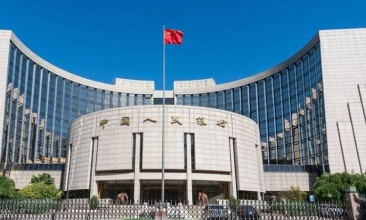 بلومبيرج: الصين تزيد الحد الأدنى لاستخدام عملتها “اليوان” إلى 40% بلومبيرج: الصين تزيد الحد الأدنى لاستخدام عملتها “اليوان” إلى 40%