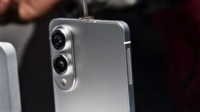 بمبلغ 1219 دولارًا.. سامسونغ تُعلن رسميًا عن هاتف Galaxy S25 Edge.