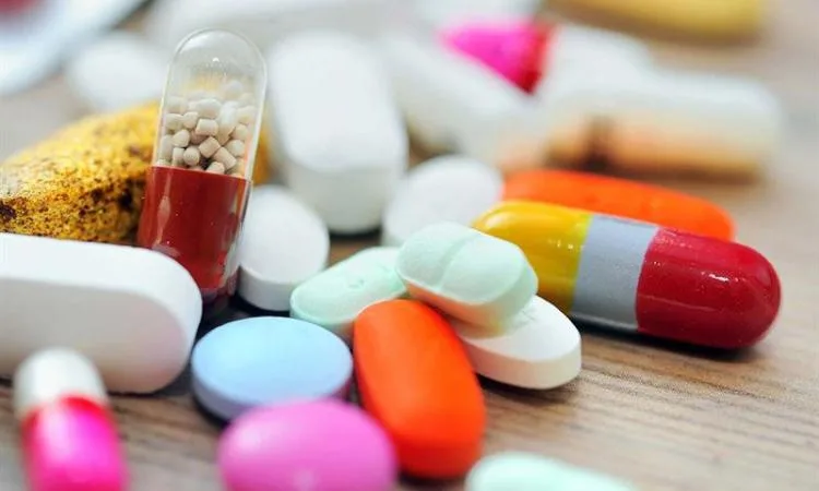 بموجب قرار تنفيذي.. ترامب يخطط لتقليل أسعار الأدوية بموجب قرار تنفيذي.. ترامب يخطط لتقليل أسعار الأدوية