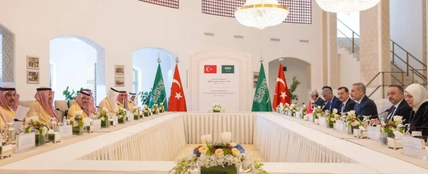 بن فرحان وفيدان يستعرضان سبل التعاون والأوضاع الإقليمية