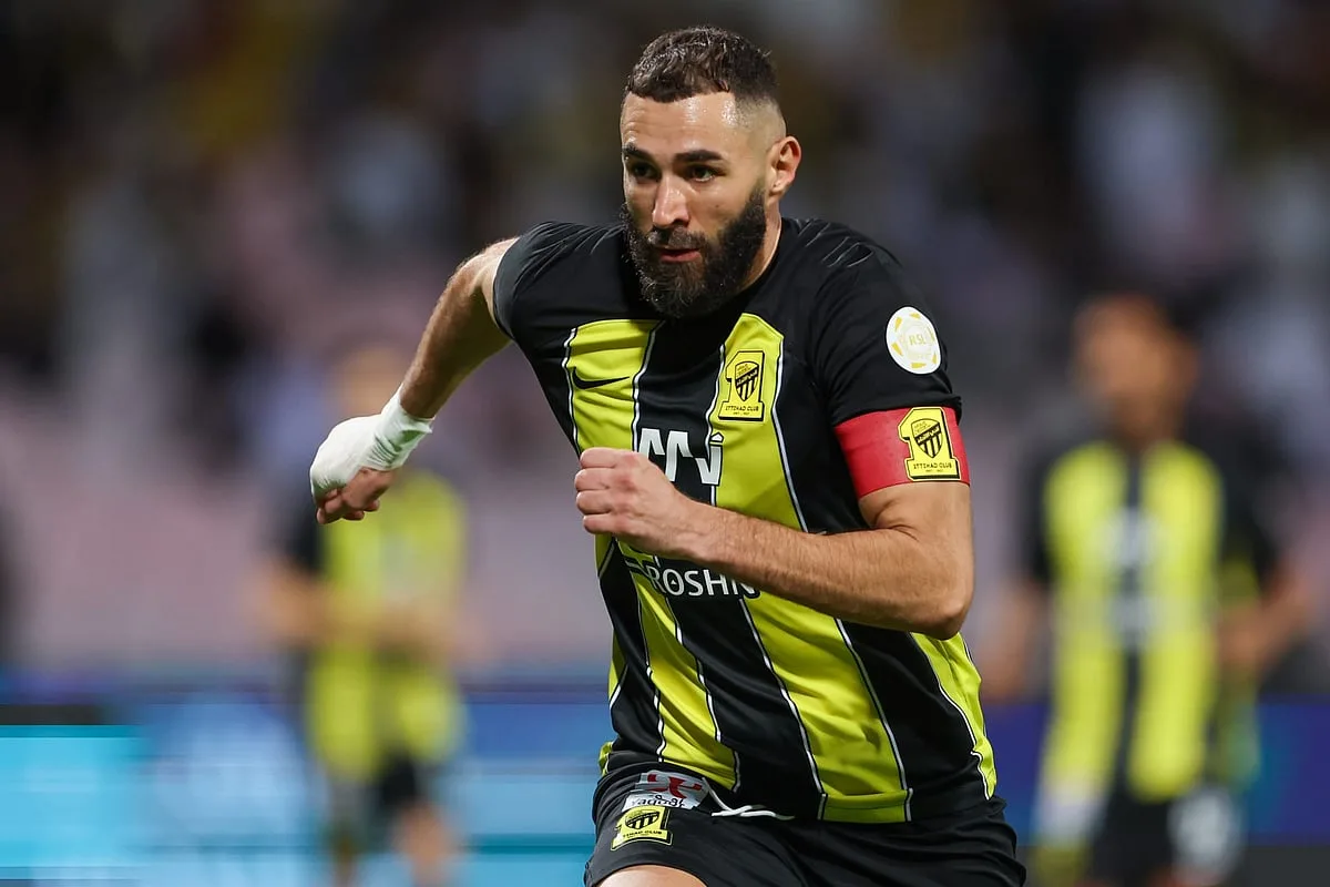 بنزيما يقود الاتحاد نحو التتويج في نهائي كأس الملك