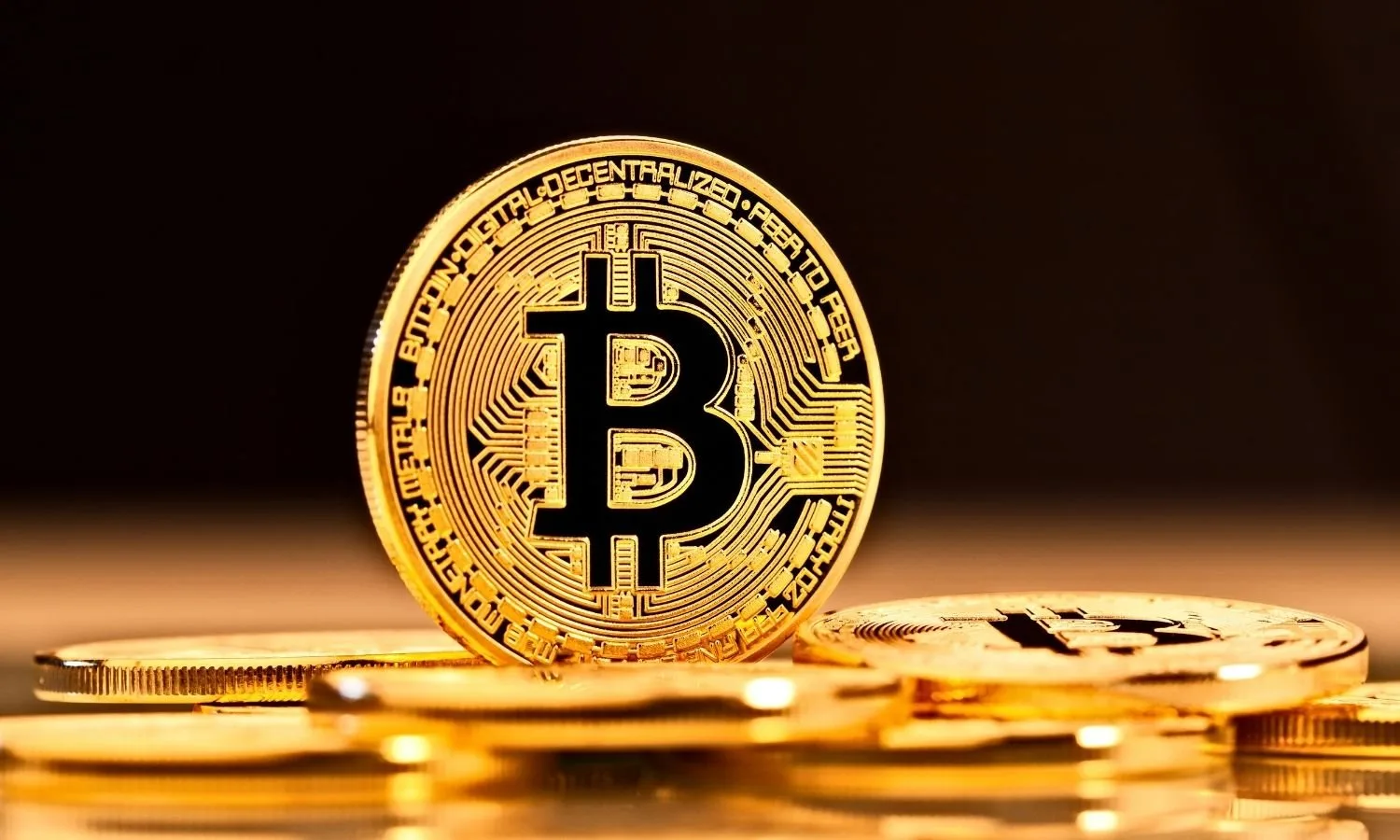 بيتكوين تستعيد زخمها وتتجاوز 100 ألف دولار بمكاسب أسبوعية تقارب 8% بيتكوين تستعيد زخمها وتتجاوز 100 ألف دولار بمكاسب أسبوعية تقارب 8%
