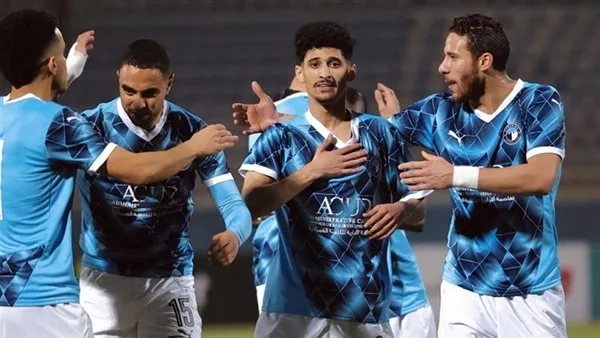 بيراميدز يصطدم بالبنك الأهلي في صراع استعادة القمة بالدوري بيراميدز يصطدم بالبنك الأهلي في صراع استعادة القمة بالدوري