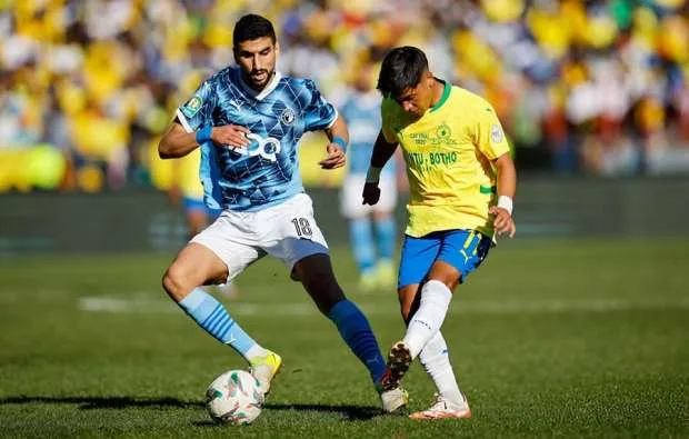 مدرب صن داونز يواجه بيراميدز: سنشق طريقنا نحو كأس العالم كأبطال إفريقيا مدرب صن داونز يواجه بيراميدز: سنشق طريقنا نحو كأس العالم كأبطال إفريقيا