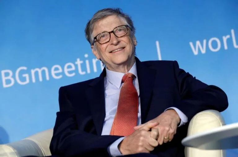 بيل جيتس يعلن التبرع بـ 99% من ثروته لدعم قضايا خيرية عبر مؤسسته بيل جيتس يعلن التبرع بـ 99% من ثروته لدعم قضايا خيرية عبر مؤسسته