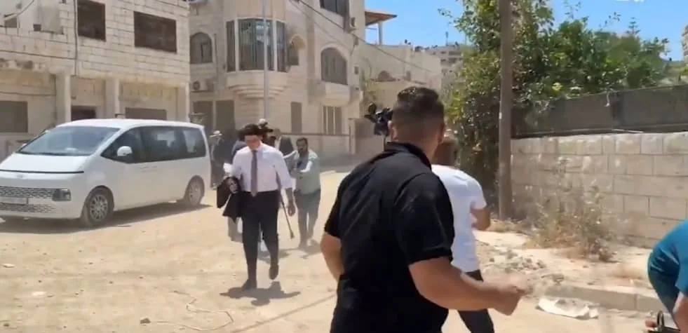 بينما تشمل القائمة مصر، بريطانيا، وألمانيا.. جيش الاحتلال يهاجم 25 سفيراً من الدول الأوروبية والعربية (فيديو)