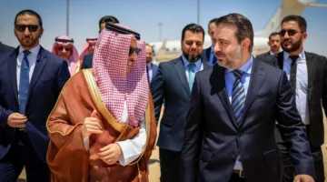 تأمين الرواتب في سوريا يعبر عن تغيير إقليمي تقوده السعودية لتعزيز الاستقرار.