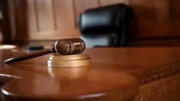 تأييد حكم الإعدام لزوجة وعشيقها لاتهامهما بقتل الزوج ودفنه بغرفة النوم في البحيرة تأييد حكم الإعدام لزوجة وعشيقها لاتهامهما بقتل الزوج ودفنه بغرفة النوم في البحيرة