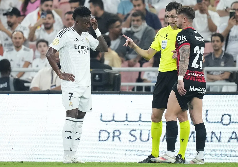 عرض سعودي مذهل لضم نجم ريال مدريد بقيمة 250 مليون عرض سعودي مذهل لضم نجم ريال مدريد بقيمة 250 مليون