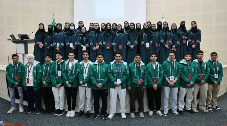 تبجيل لنجاح السعودية في معرض آيسف 2025.. وتأكيد على أهمية الشباب في تطوير الصناعة في المملكة