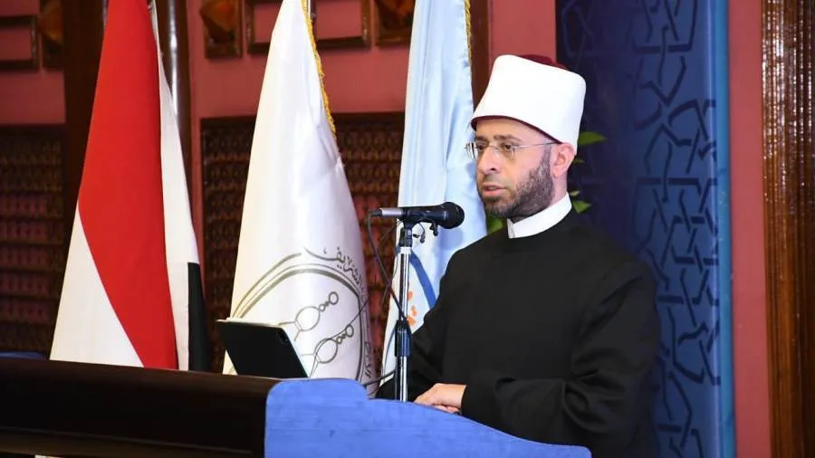 تحت شعار هي تستطيع .. وزير الأوقاف يشهد مؤتمرا بجامعة الأزهر لدعم المرأة تحت شعار هي تستطيع .. وزير الأوقاف يشهد مؤتمرا بجامعة الأزهر لدعم المرأة