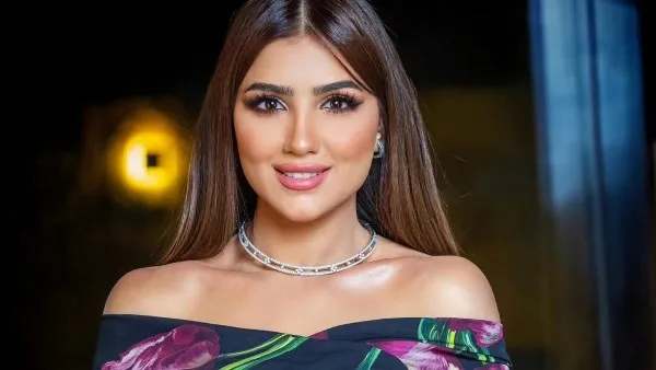 تحضر لفيلمين جديدين .. مي عمر تعتذر عن بطولة “طه الغريب” تحضر لفيلمين جديدين .. مي عمر تعتذر عن بطولة “طه الغريب”
