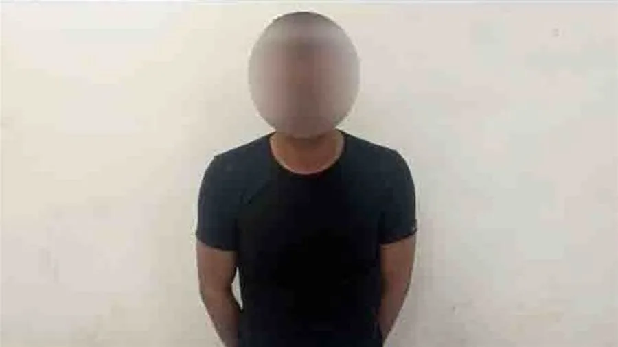 تحقيق حول ملابسات سرقة نقود من شخص في القاهرة باستخدام أسلوب “تحايل الهوية”